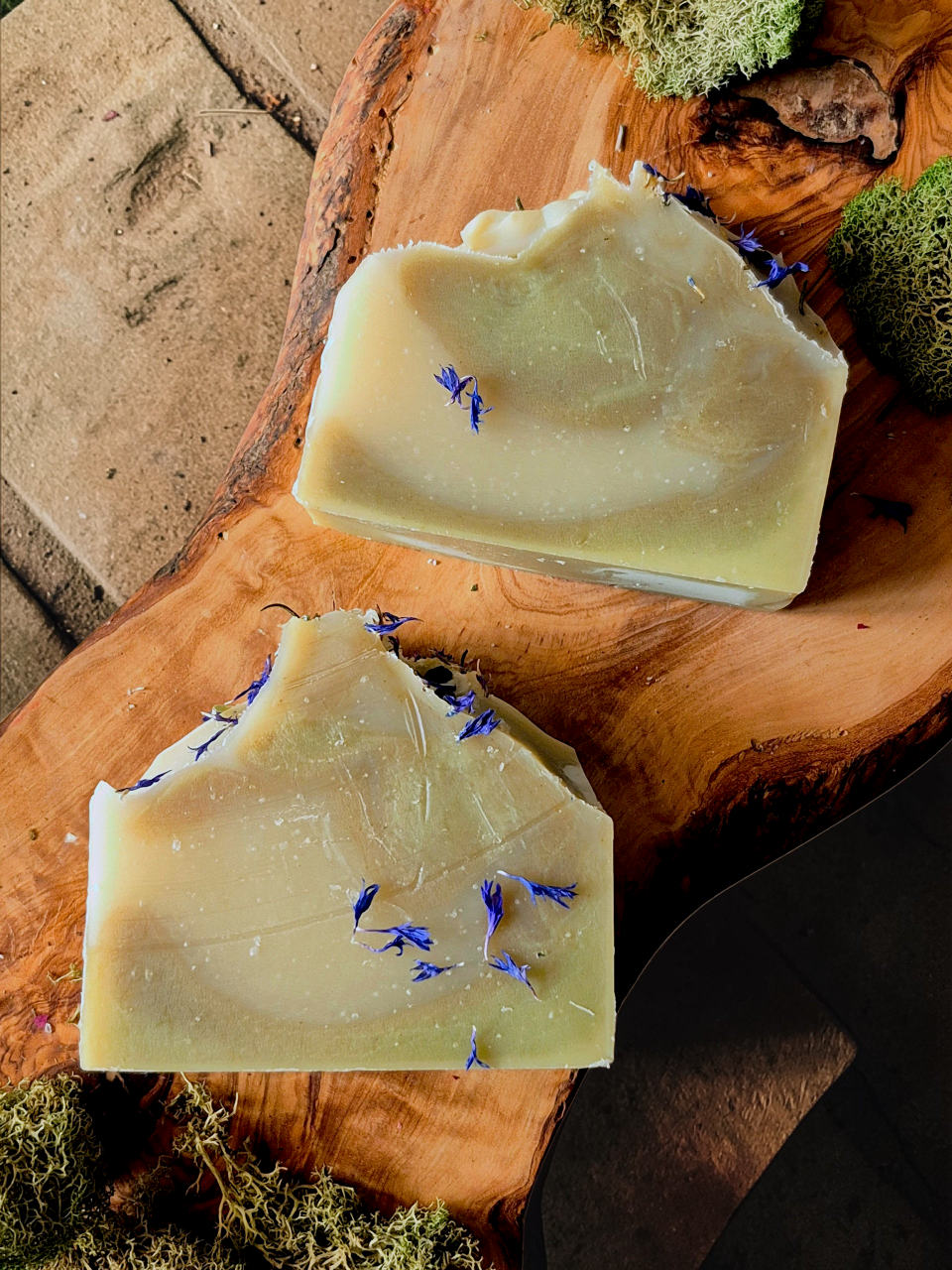 Moonlit Meadow (patchouli & mint)