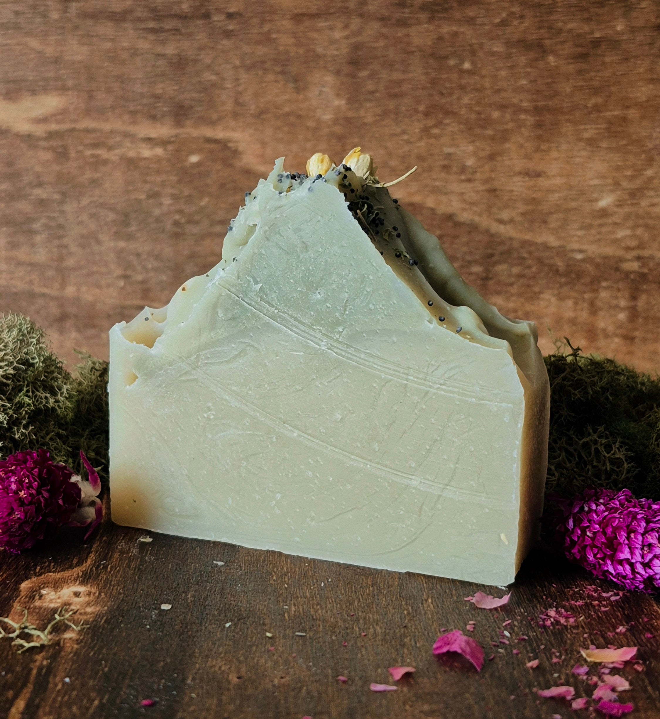 Forest Floor (citrus & pine)