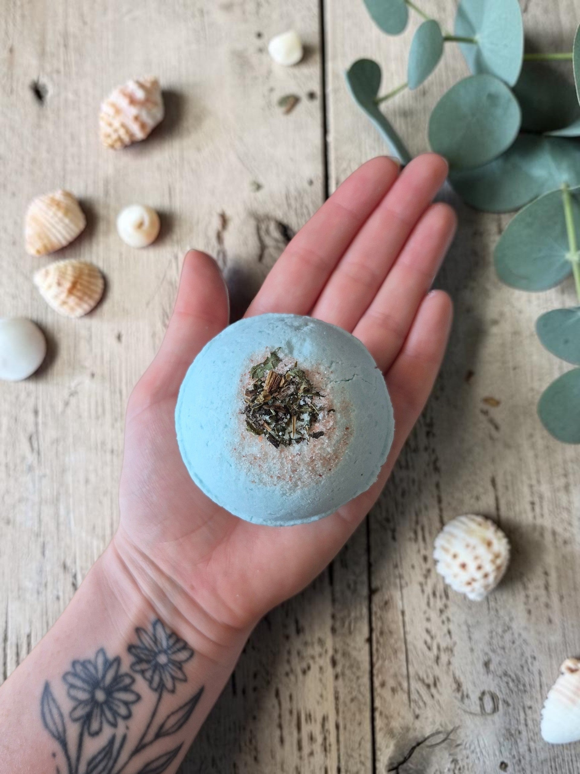 Sea Witch Bath Bomb (Lemon & Eucalyptus)